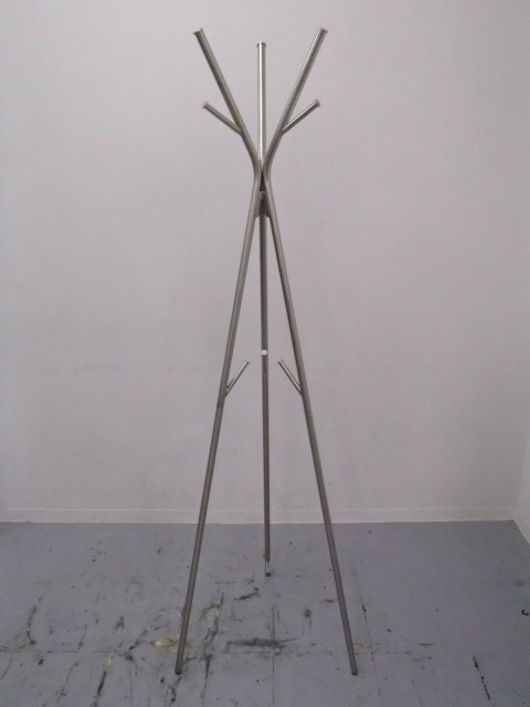 【限定1台】｜コートハンガー｜ポールタイプ｜オシャレアイテム☆
                        
                                    中古
            