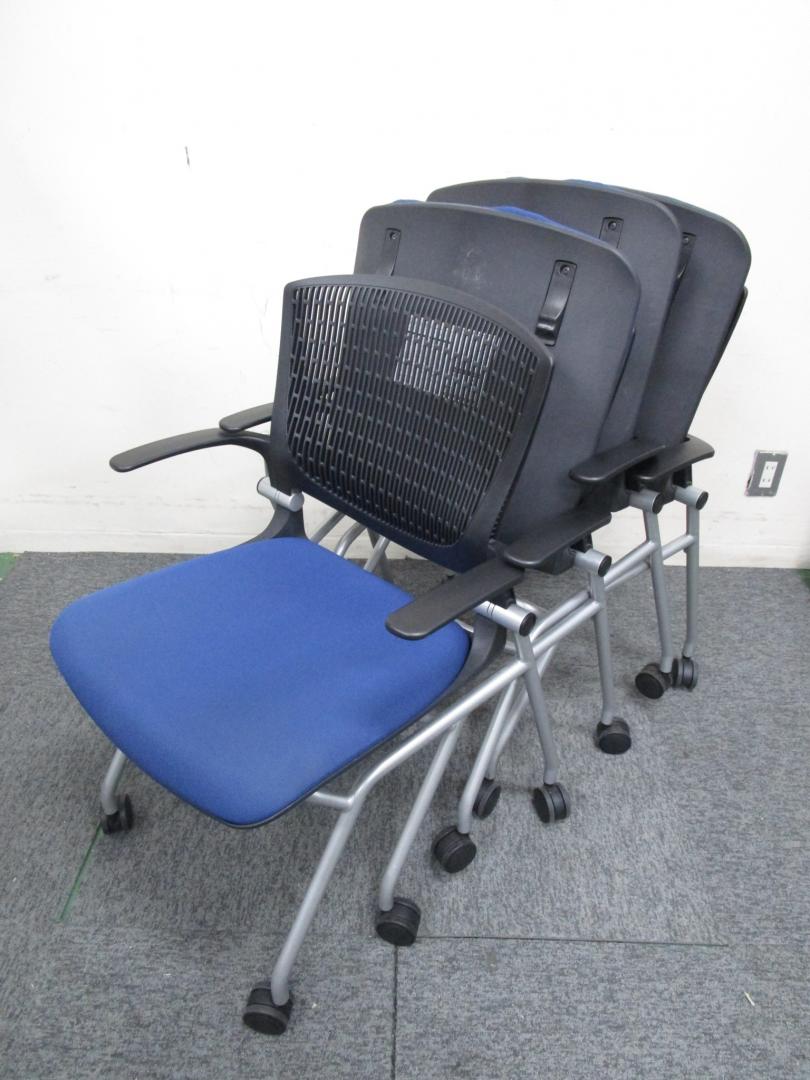 【セット商品】【4脚セット商品】オカムラ製固定肘付きグラータチェア　平行スタック収納タイプ（ネスティング）【状態良好】
                        グラータ
                                    中古
            