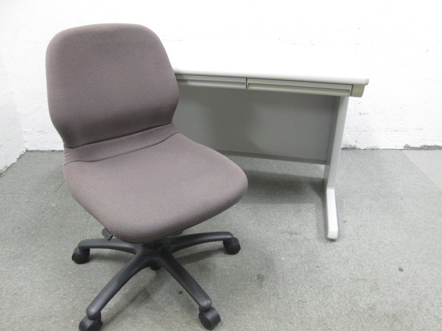 【通常価格の10％OFF！】オカムラ製SDシリーズ平机+オカムラ製CXチェア【お得な2点セット商品】
                        
                                    中古
            