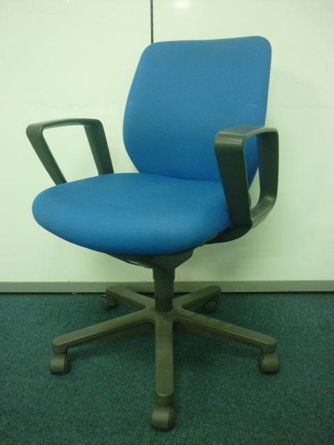 【コクヨ製】【セディスタ】【ブルー】３脚限定入荷！お早目にお問い合わせください！
                        セディスタ
                                    中古
            