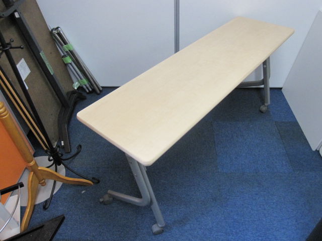 【1台限定】【ナチュラル天板】　ウチダ(UCHIDA)製　並行スタックテーブルＳＰ型
                        
                                    中古
            