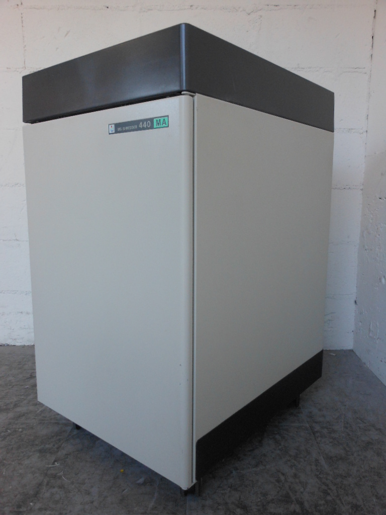 スパイラルカット方式｜定格裁断枚数：約15/14枚　A4上質紙
                        
                                    中古
            