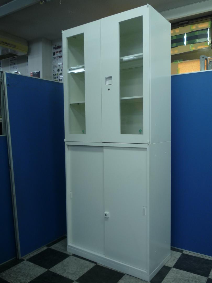 【２台入荷！】■国内メーカーオカムラ製の書庫セット！■中身が外からでも確認できるガラス両開き！■高さ２０００ｍｍ以上の大容量！■色は清潔感のあるホワイト！
                        レクトライン
                                    中古
            
