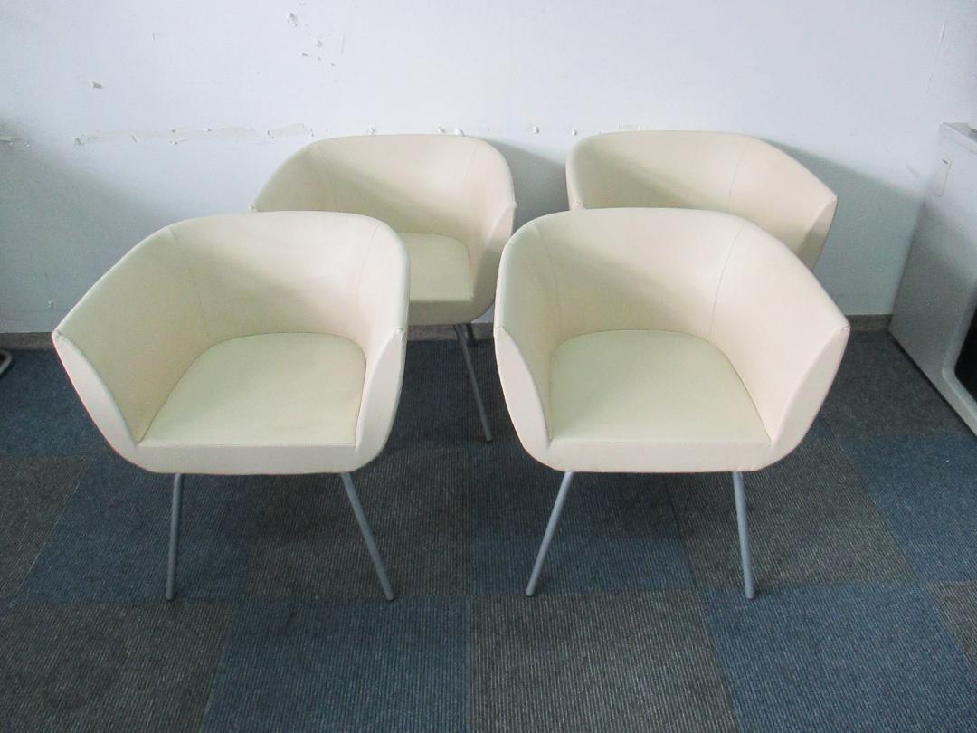 【セット商品】【デザイン性あるミーティング用】ミーティングチェア【ご自宅用としても！】	
                        
                                    中古
            