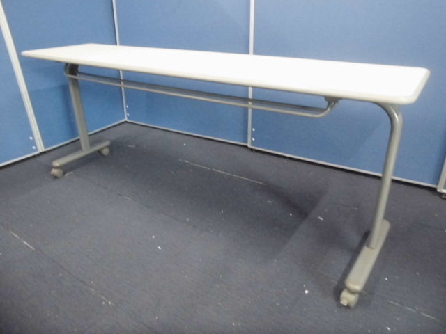 【残り１台！】ウチダ製｜サイドスタックテーブル｜会議や研修用に！｜省スペース！
                        
                                    中古
            