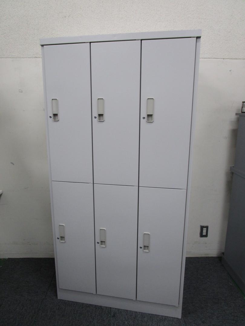 【大量入荷商品】イトーキ製　6人用ロッカー（上下2段タイプ）【*状態良好*】【色：ニューグレー】
                        -
                                    中古
            
