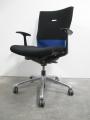 【2脚入荷】デザイン性にも優れた大人気の事務椅子！すわり心地も◎【シームレス】【固定肘】【中古オフィス家具】