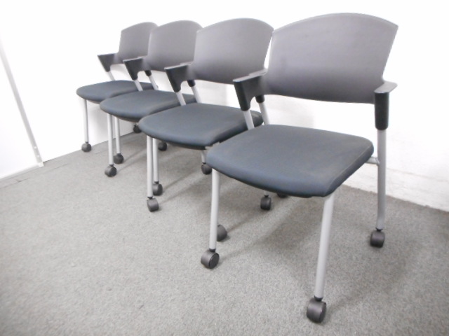 ■スタッキングチェア4脚セット【キャスター付】　■ブラック　■コクヨ【KOKUYO】　■プロッティ【Protty】【セット商品】 
                        プロッティ
                                    中古
            