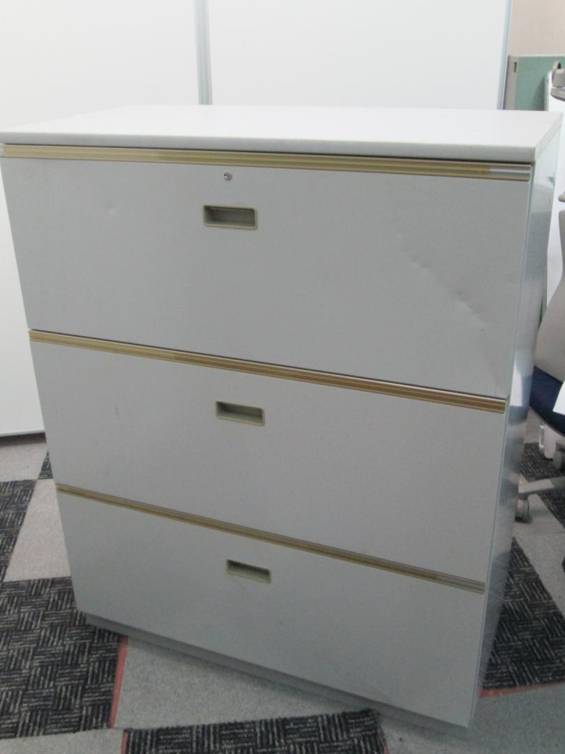 【おつとめ品】イトーキ　シンライン　天板あり　一部へこみあります
                        シンライン
                                    中古
            