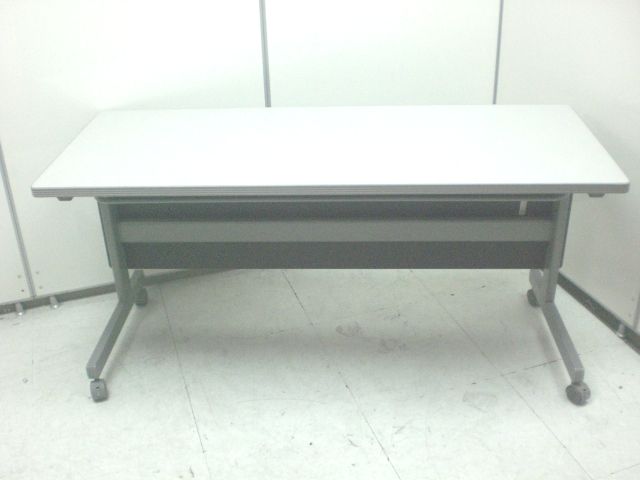 【1台のみ価格】使勝手の良いW1500サイズ！状態、動作良好です！
                        
                                    中古
            