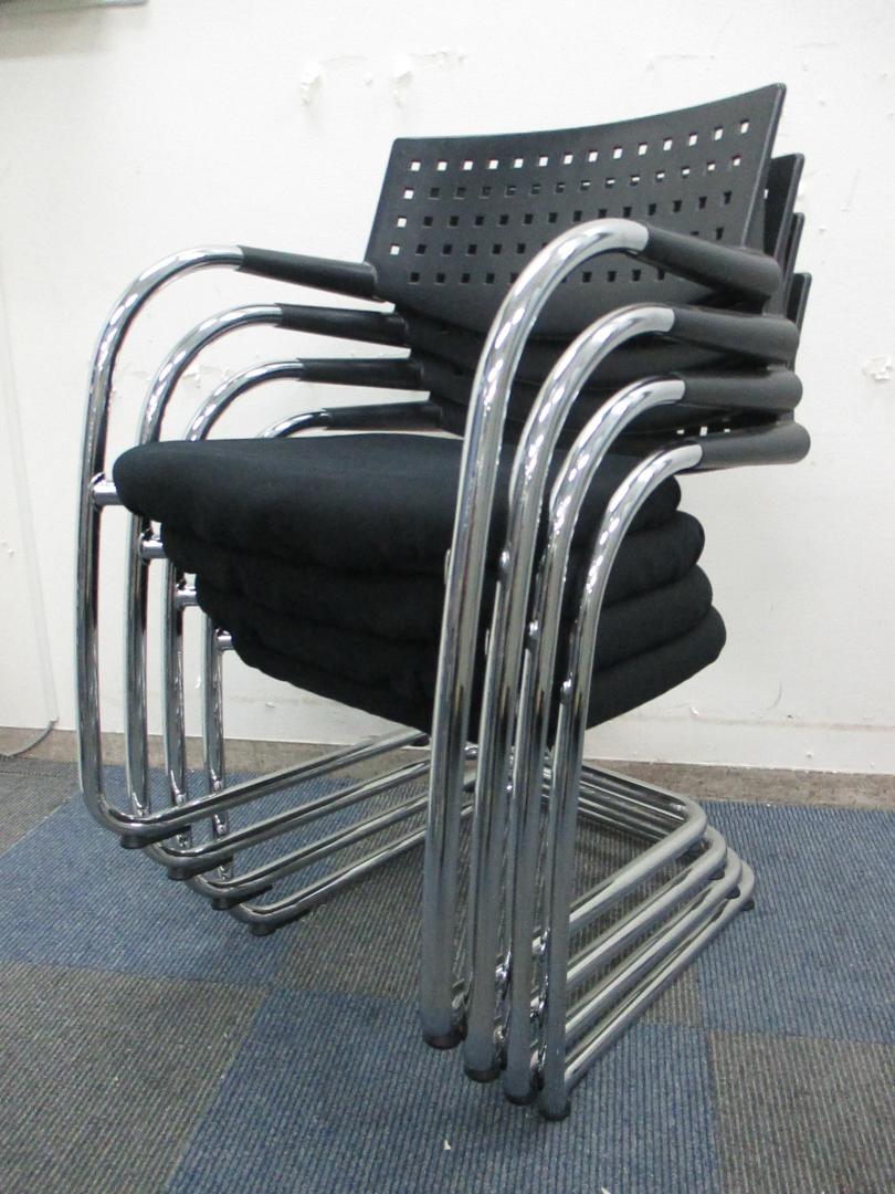 【セット商品】【座面よれあり】オカムラ製　ビザビチェア
                        ビザビ
                                    中古
            