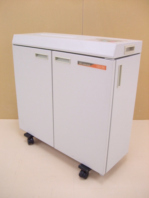 【祝！足立店・葛飾店オープン】【スマートに個人情報を処理！】国内老舗メーカー明光商会　同時裁断枚数14枚　【省スペース】
                        
                                    中古
            