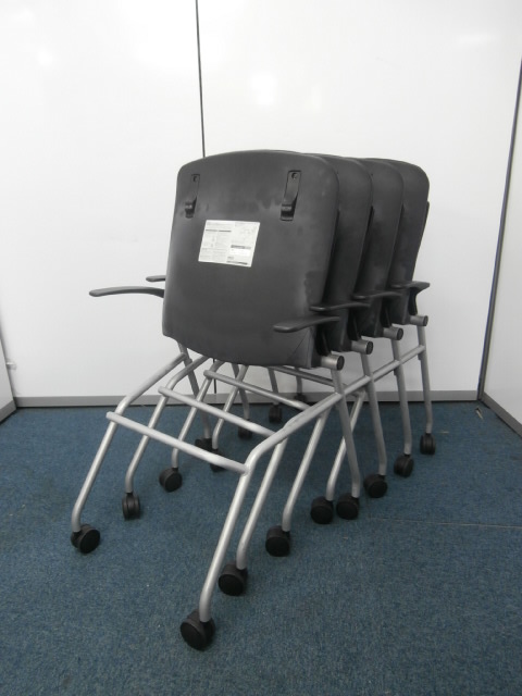 【オカムラ製】【グラータチェア】お得な４脚セットです！


                        グラータ
                                    中古
            