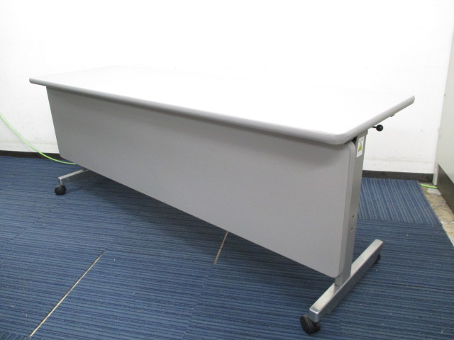 サイドスタックテーブル(幅1800mm)｜開閉時に『キィ～～・・・』と音がします
                        
                                    中古
            