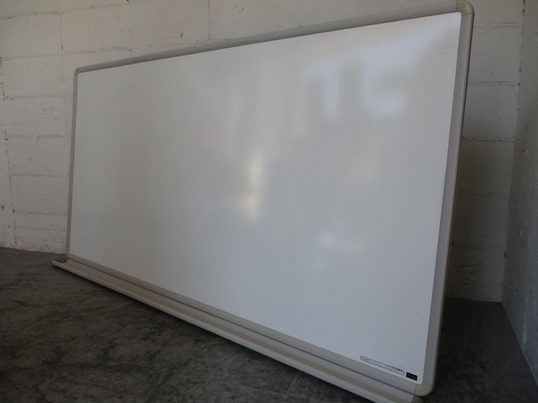 【壁掛タイプ】ホワイトボードW1800
                        
                                    中古
            
