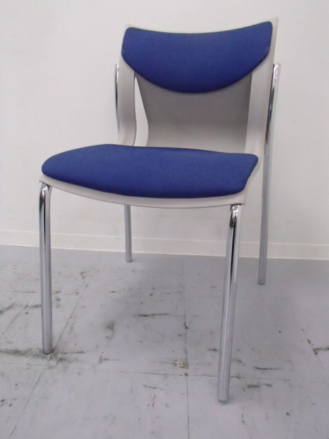 20%OFF!!｜スタッキングチェア｜オシャレなデザイン！｜耐久性にも優れ、ミーティング用におススメ！
                        
                                    中古
            