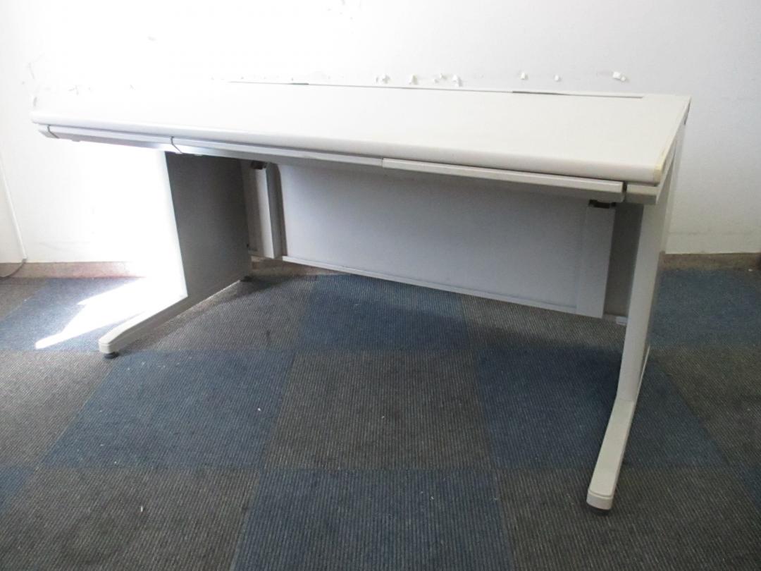 【20台揃います!!】【大量入荷】コクヨ製　平机　幅1400ｍｍ【状態良好品】【新ＭＸシリーズ】α
                        新MX
                                    中古
            