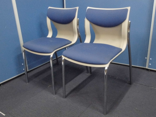 【座りごたえあります！】2脚セット｜スタッキングチェア/会議用チェア｜コクヨ｜ブルー【セット商品】
                        
                                    中古
            