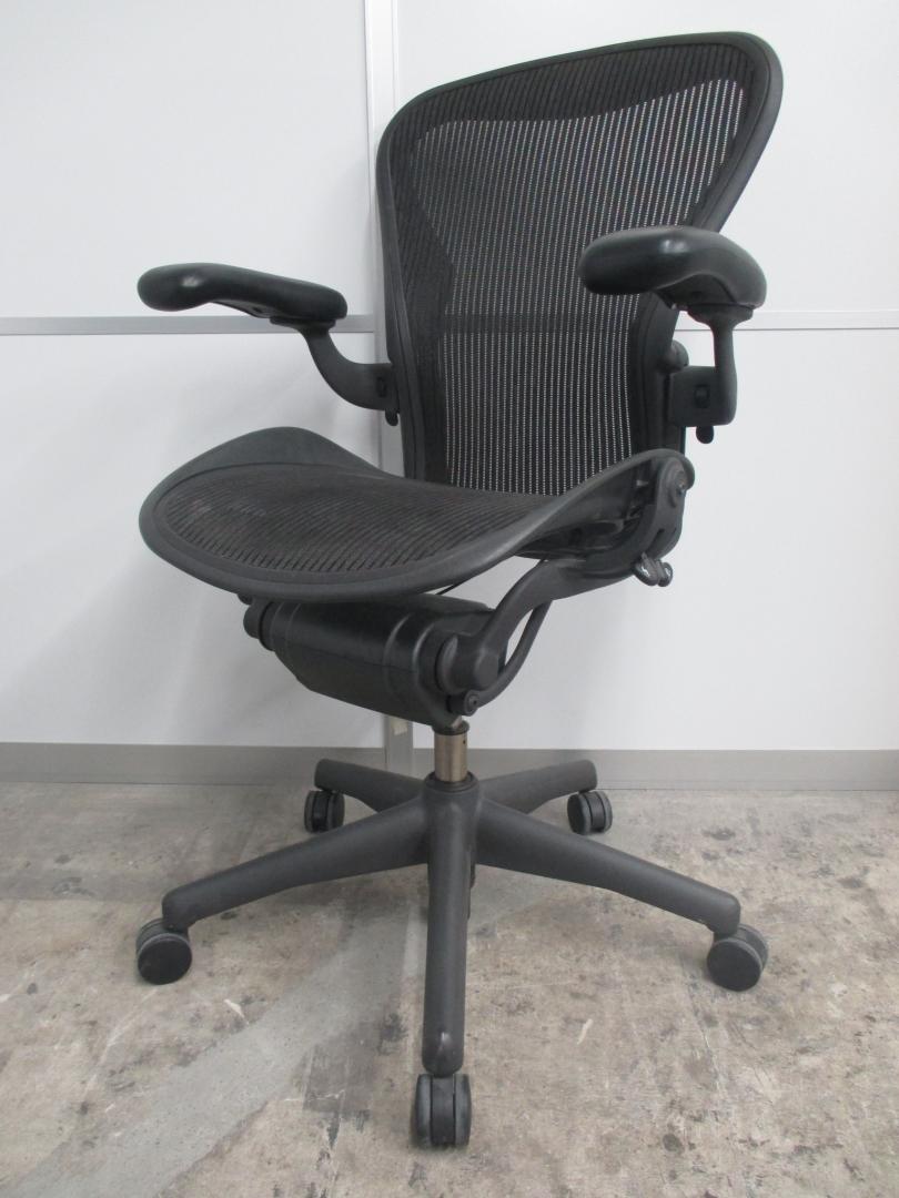 [送料込み]ハーマンミラーアーロンチェア(肘付ハイバックチェア) 中古】アーロンチェア Herman Miller/ハーマンミラー 肘付