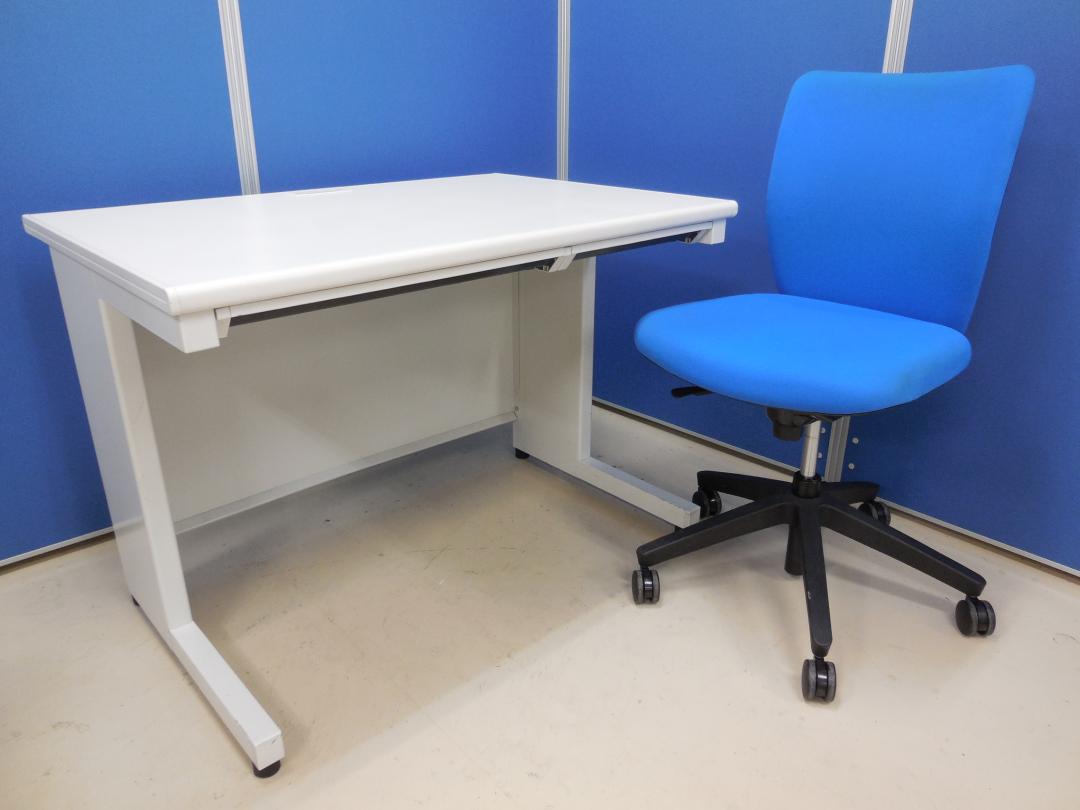 【1000円お得なセット商品】平机×肘無しチェア■プラス製 幅1000mm ホワイト色■内田洋行製 エポチェア ブルー色【状態良好】
                        
                                    中古
            