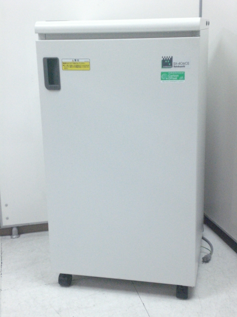 【クロスカット・最大23枚細断】人気の良好品業務用シュレッダー入荷！
                        
                                    中古
            