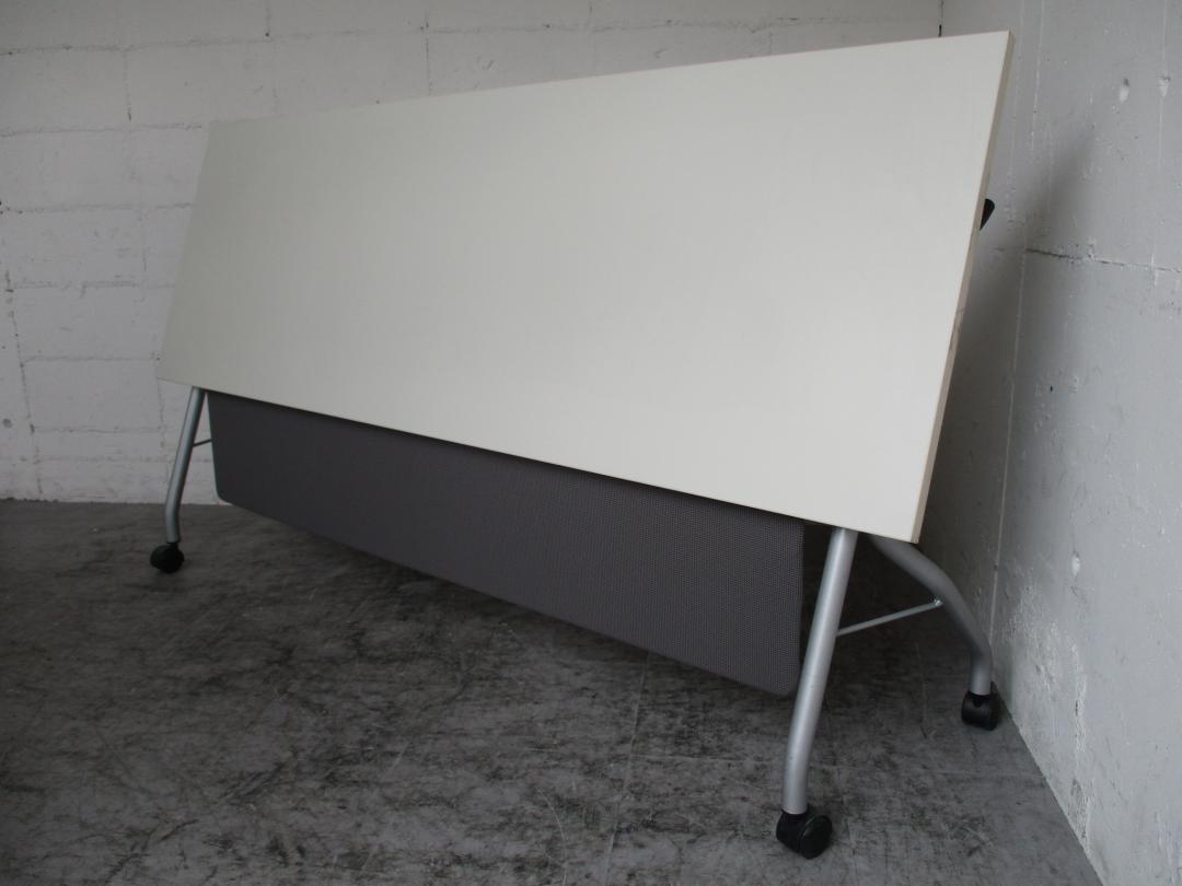 【4台入荷】サイドスタックテーブル｜天板ホワイト
                        
                                    中古
            