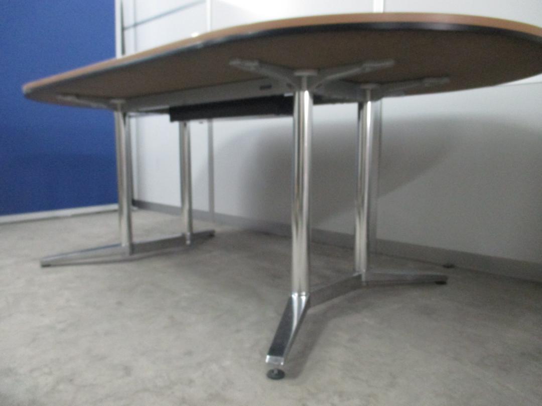 オオラズテーブル　未使用 送料無料】 オカムラ マルカ Marca サイドフォールドテーブル