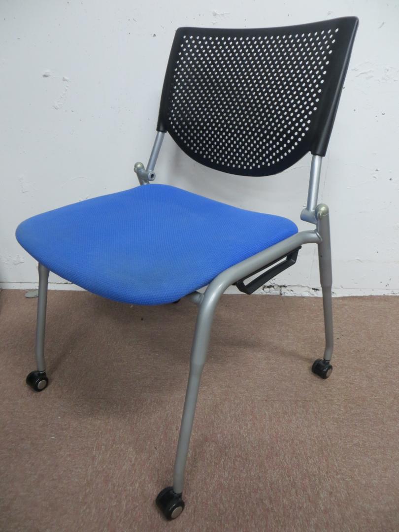 【残り1台】ミーテイングチェア【キャスター付】
                        プロスタック
                                    中古
            