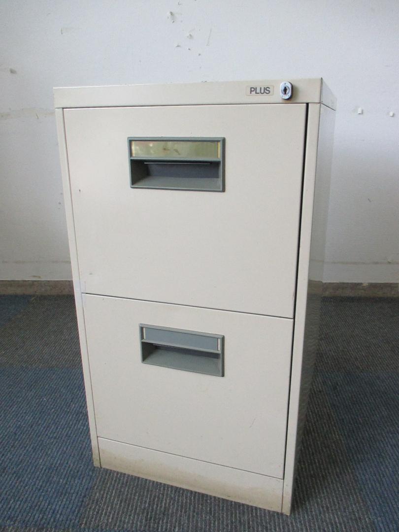 【おつとめ品】【コスト重視の方に是非!!】ＰＬＵＳ製　ファイルキャビネット【2段タイプ】【高さ700ｍｍの為、デスク横に設置可能】β
                        
                                    中古
            