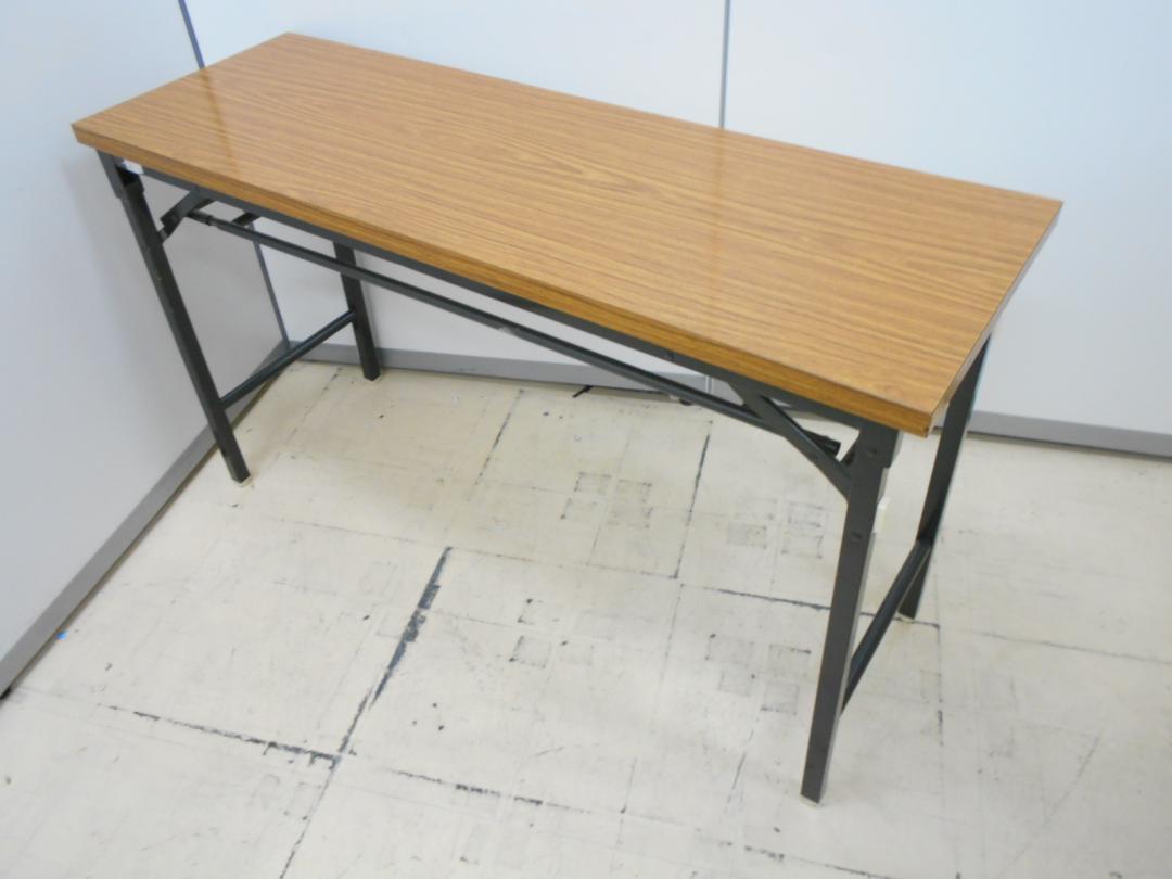 幅120㎝の激レア折畳テーブルが入荷致しました！　しかも価格が！
                        
                                    中古
            