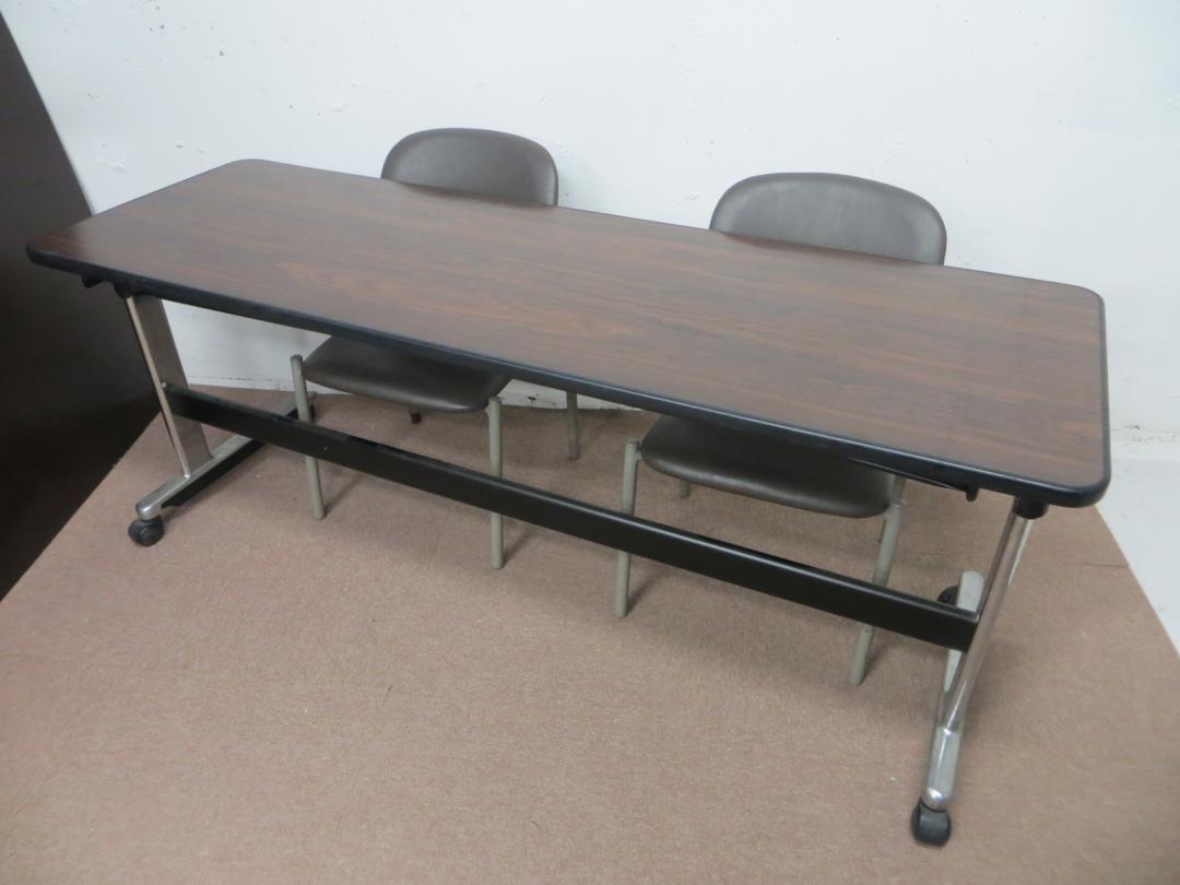 【売れ筋】テーブルとチェアのセット　会議室作りに！【W1800テーブル】
                        オカムラセット（テーブル＋スタックチェア）
                                    中古
            