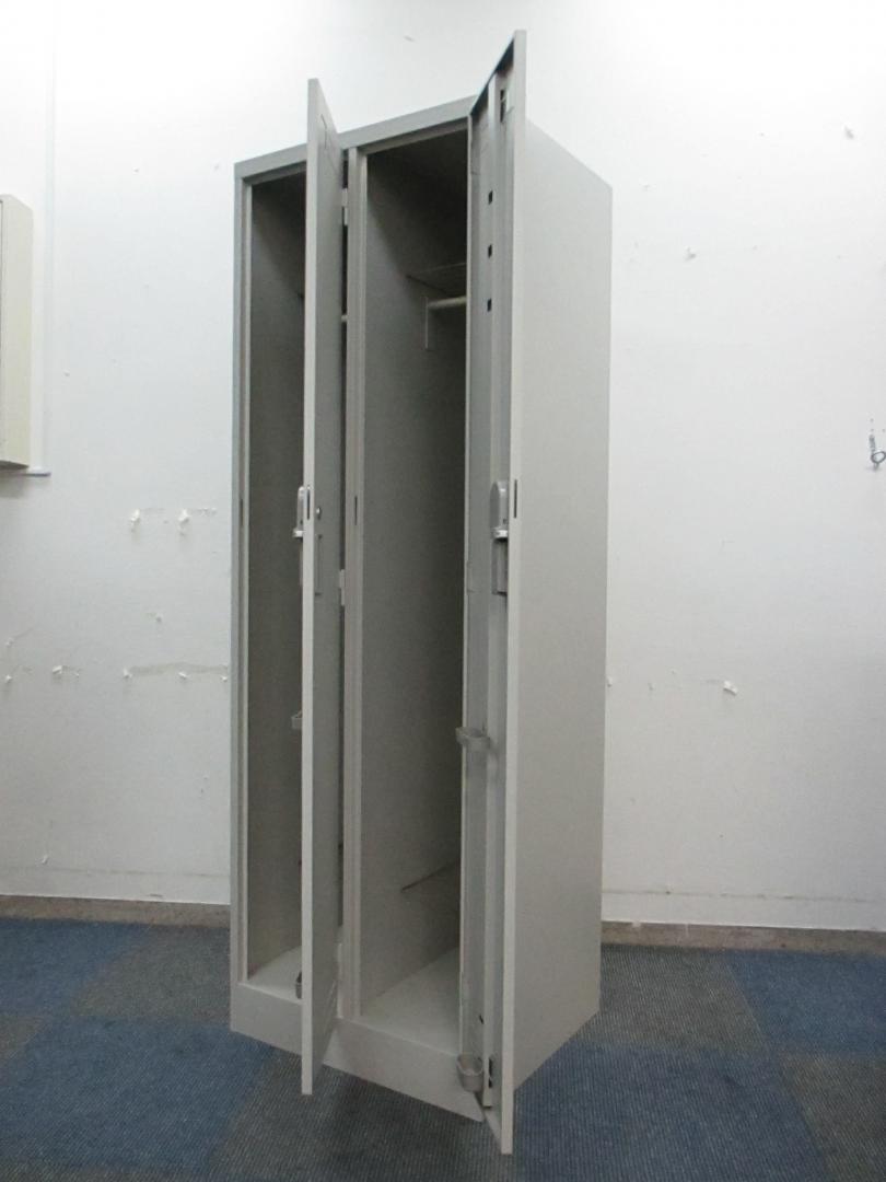 【意外と珍しい2名様用ロッカー】コクヨ製　ＬＫシリーズ　2人用ロッカー【更衣室・ミーティングスペースに!!】
                        LK
                                    中古
            