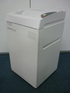 セキュア環境の為に生まれたシュレッター
                        
                                    中古
            