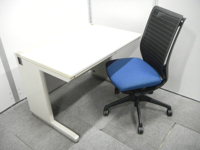 【チェア・デスク】コクヨ製平机旧MXシリーズと人気のチェアのセット商品【ロット商品】
                        旧MXシリーズ
                                    中古
            
