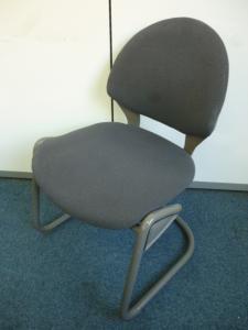 【コクヨ製】【ミーティングチェア】安心の国内メーカー製！
                        
                                    中古
            