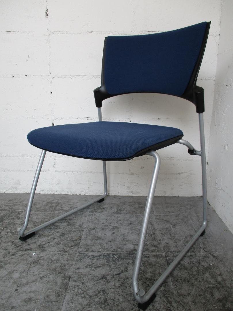 ～しっかりと自立!!しっかりと会議へ～国産イトーキ製
                        マノス
                                    中古
            