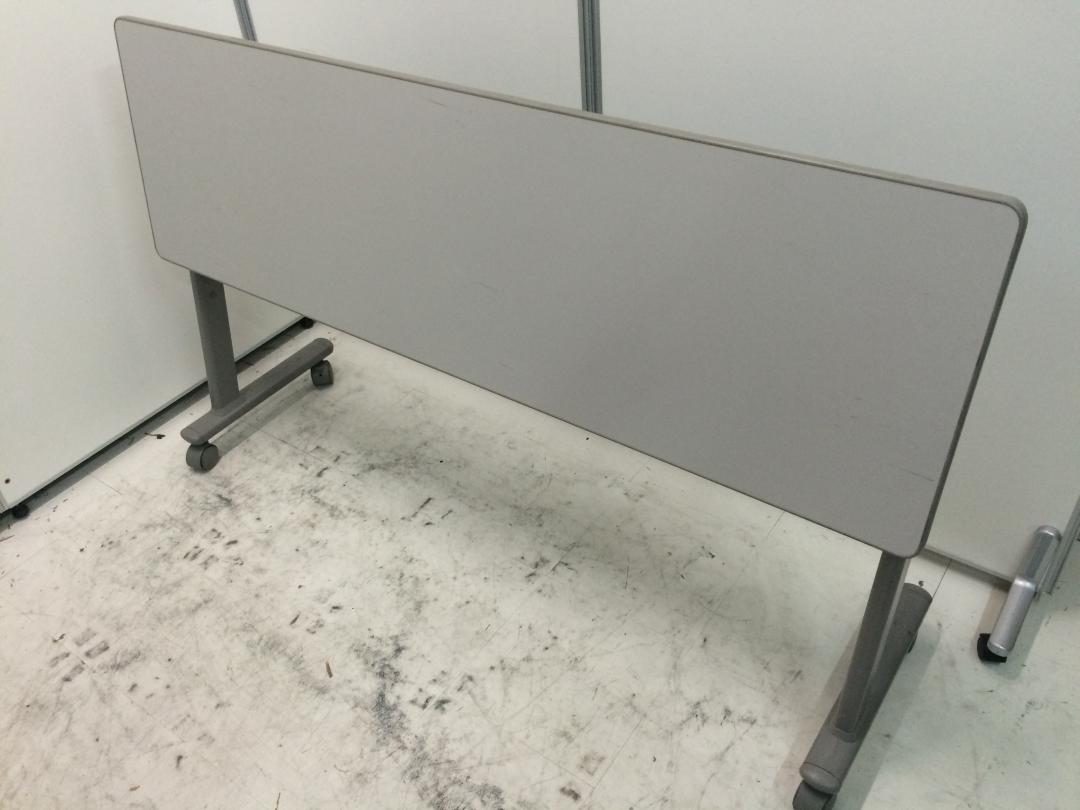 【3台在庫有】女性でも簡単に操作できます！サイドスタックテーブル
                        
                                    中古
            