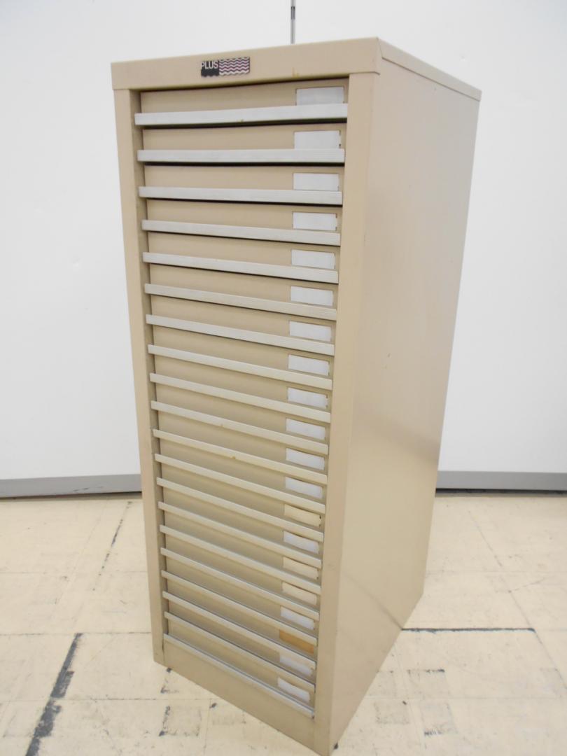 激シブ！　プラス製メタルトレイが入荷しました！【レア品】【1点のみ】
                        
                                    中古
            