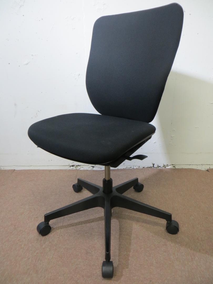 【定番】座り心地の良いチェア入荷しました！【肘なし、ハイバック、ランバーサポート】
                        プラオ
                                    中古
            