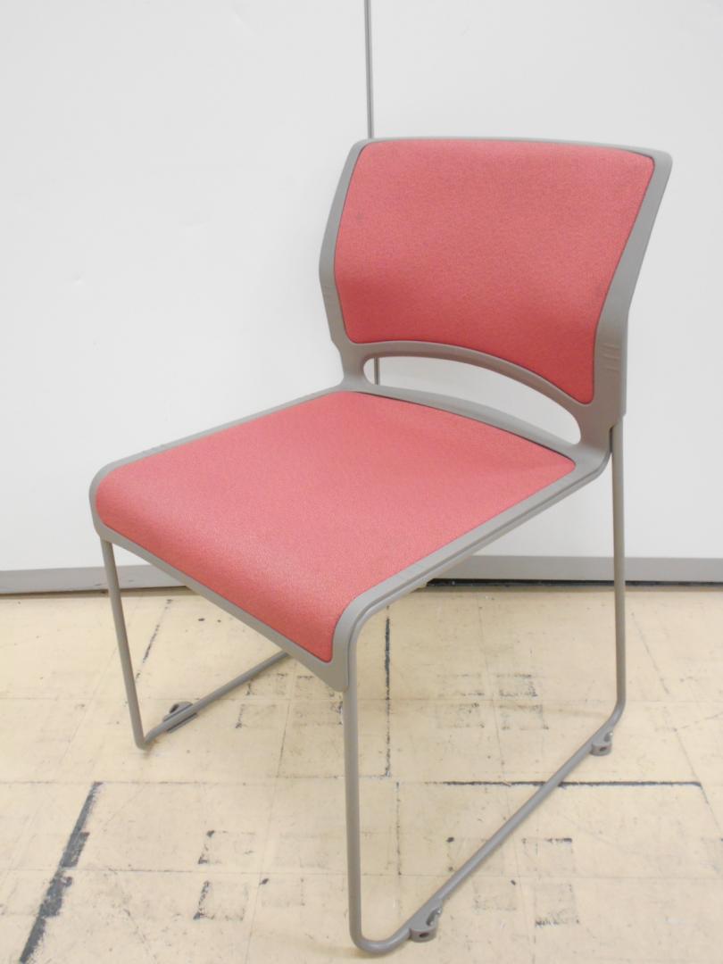 リラックス出来るミーティングスペースやセミナー会場をお考えのお客様に！　【美品】オカムラ製スタッキングチェア　LITTO
                        LITTO
                                    中古
            