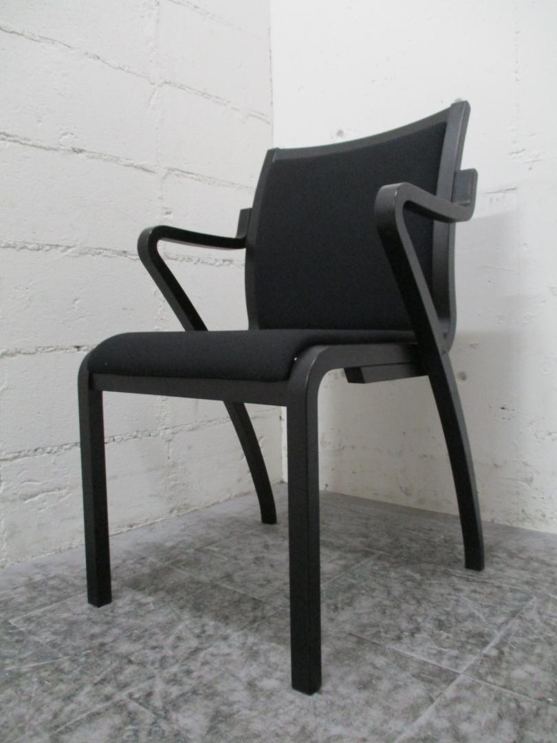 国内老舗メーカー！天童木工性ミーティングチェア！！【レア】
                        
                                    中古
            