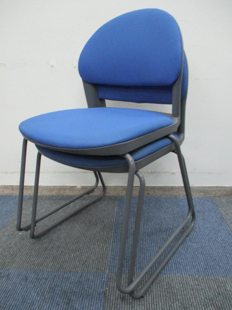 【セット商品】【状態良好品】コクヨ製　CK-152　スタッキングチェア【重ねて収納可能】

                        ＣＫシリーズ
                                    中古
            