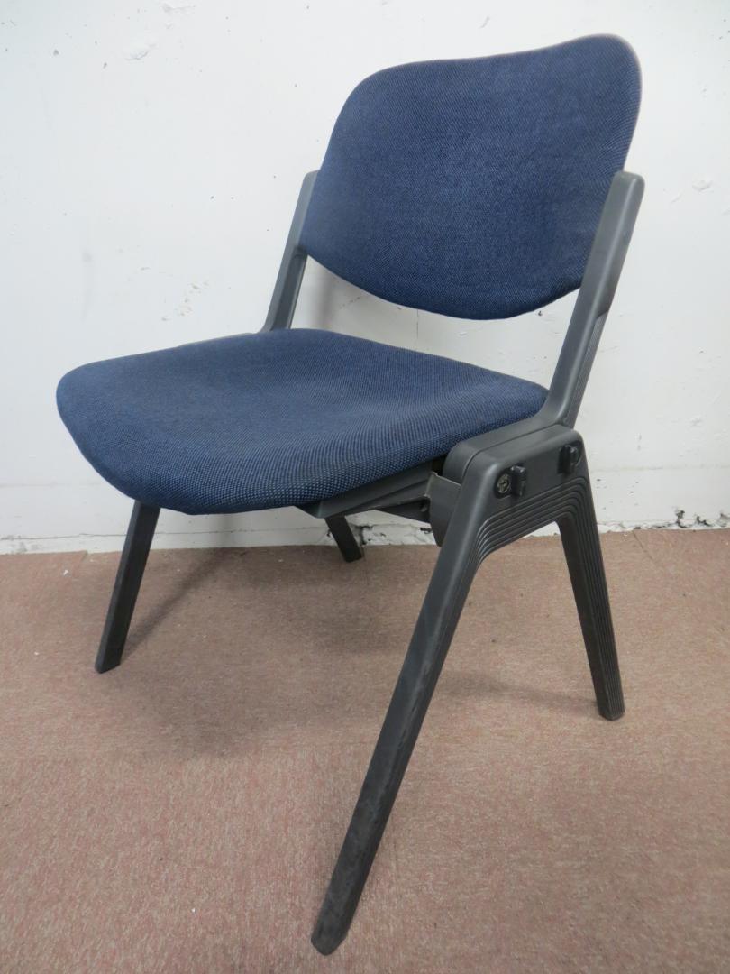 【良品質】ミーティングチェアー　スタック可能です【どっしりとしてます】
                        アプタ
                                    中古
            