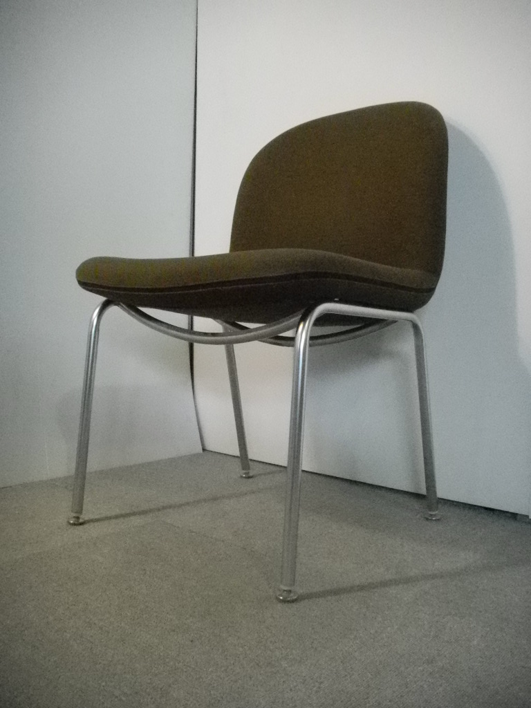 軽い！ふかふか！ミーティングチェア（東大阪倉庫在庫）
                        
                                    中古
            