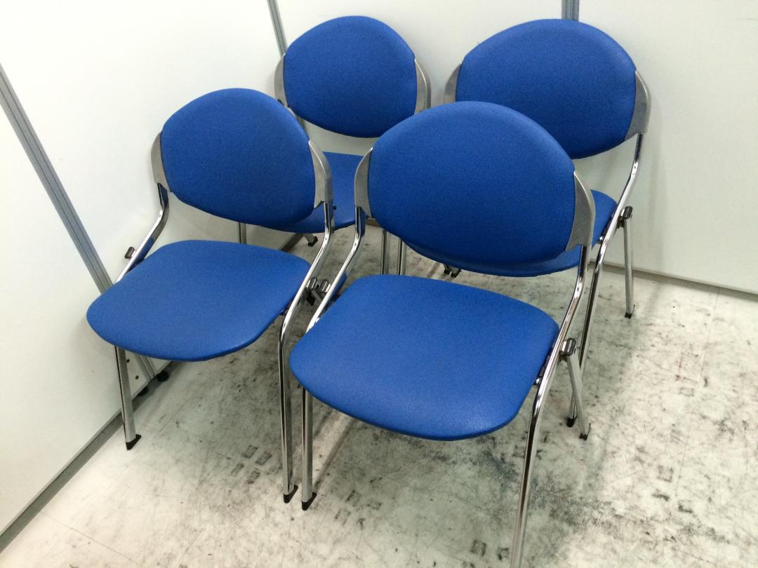 【セット商品】【4脚セット】綺麗なブルー色
                        
                                    中古
            