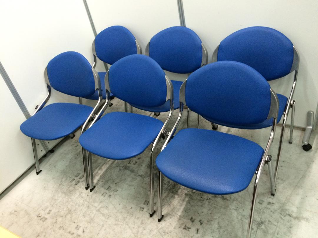 【セット商品】【6脚セット】綺麗な青色となっております
                        
                                    中古
            