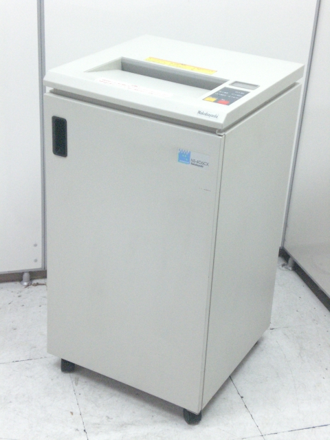 【配送費無料キャンペーン】【ダブルカット・最大26枚裁断】　ナカバヤシ製　ＮＳ-406ＣＸ
                        
                                    中古
            