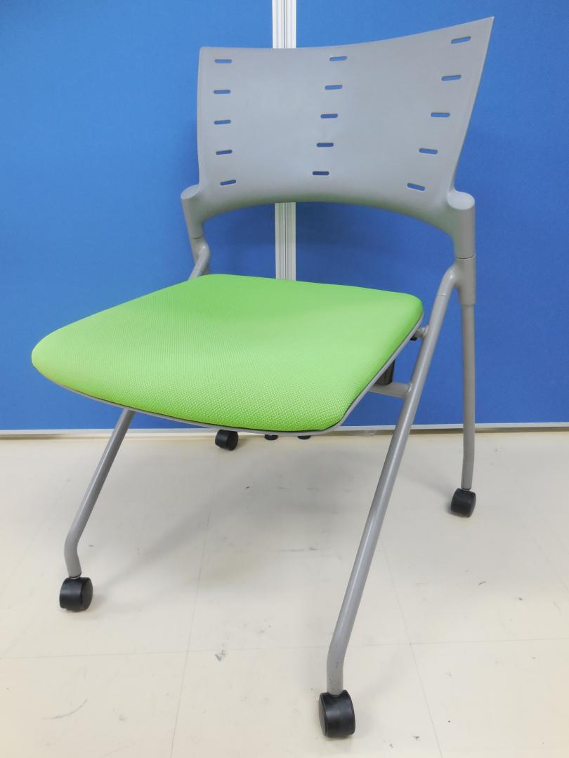 【状態良好】イトーキ製 マノスシリーズ ネスティングチェア■爽やかで綺麗なライクグリーン色 受付用に如何ですか！？
                        マノス
                                    中古
            