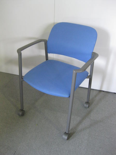 ■商談・会議用に！　重ねＯｋ・肘付きタイプ【東大阪倉庫在庫】
                        ＣＫ－100
                                    中古
            