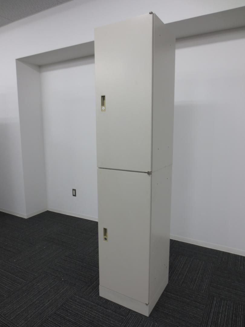 【10月1日　祝！相模原・町田店オープン！】片開き書庫　A4ファイル6段収納　ちょっとしたスペースの有効活用に！

                        42
                                    中古
            